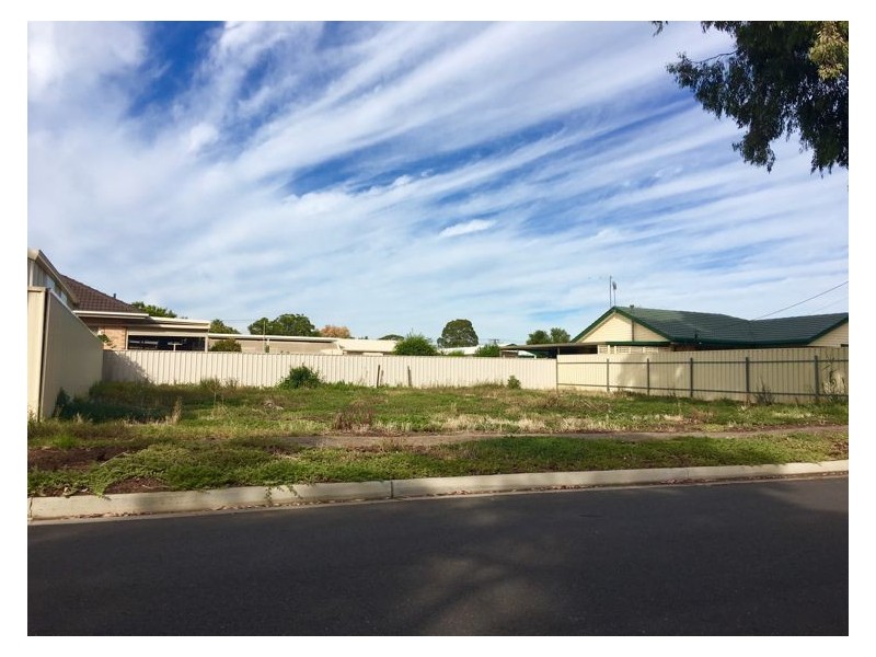 4 Mitchell Street, Parafield Gardens SA 5107