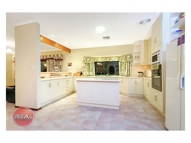 112 Highfield Drive, Hillbank SA 5112