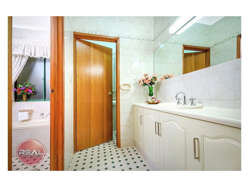 112 Highfield Drive, Hillbank SA 5112