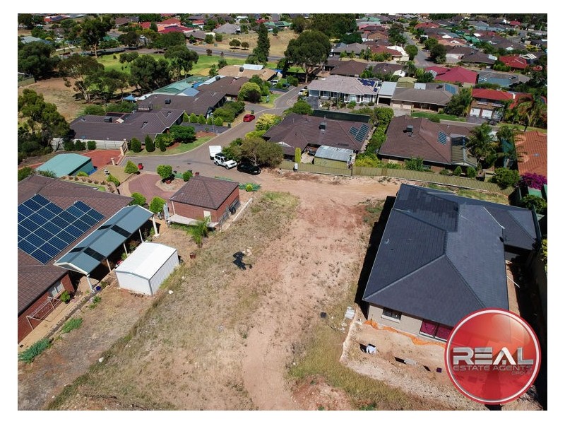 5a Hammond Close, Hillbank SA 5112