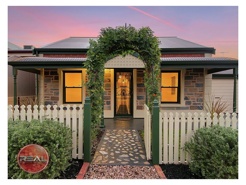 70 Featherstone Circuit, Greenwith SA 5125