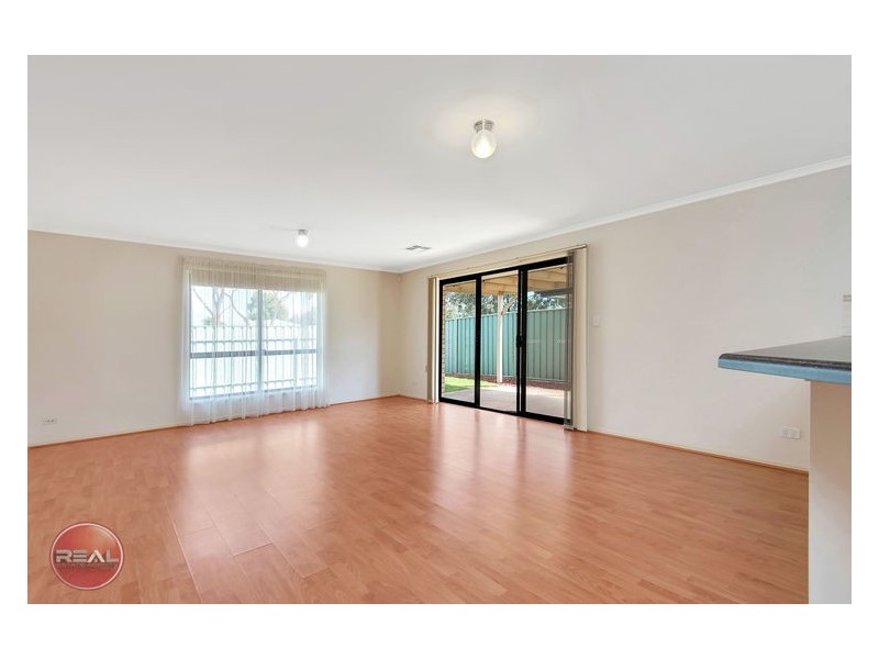 8 Orange Parade, Munno Para West SA 5115