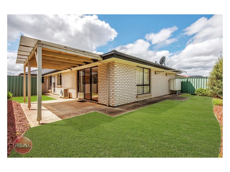 8 Orange Parade, Munno Para West SA 5115