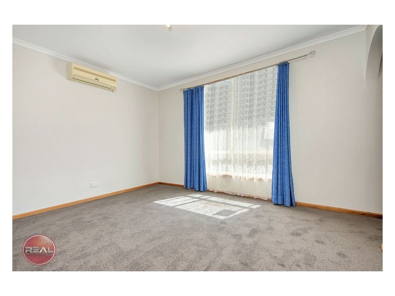 48 Lauren Drive, Paralowie SA 5108