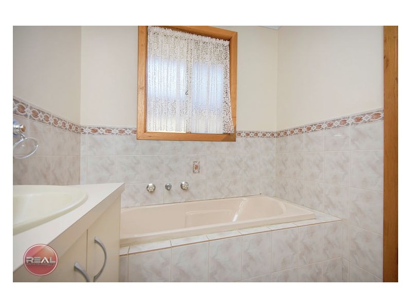 48 Lauren Drive, Paralowie SA 5108