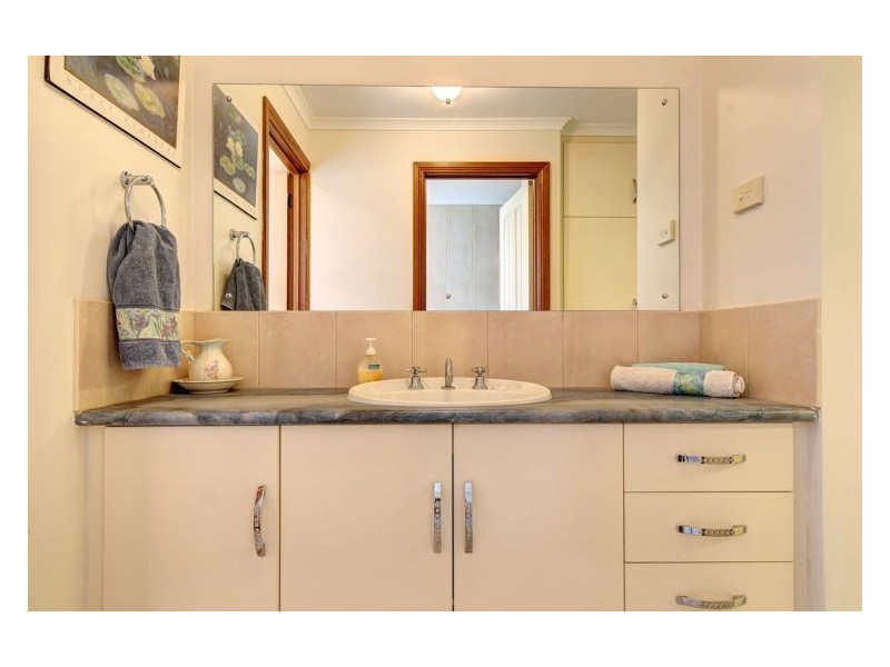 14 Walker Avenue, Mannum SA 5238