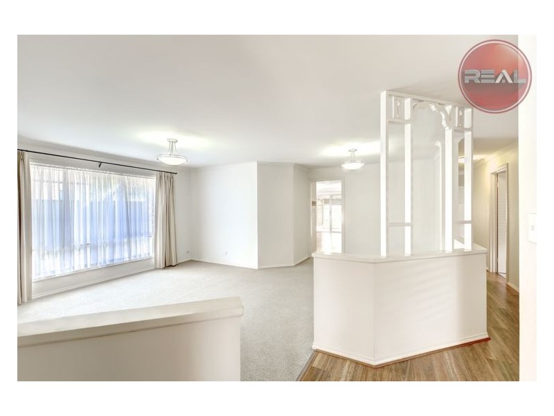 27 Gemini Drive, Munno Para West SA 5115