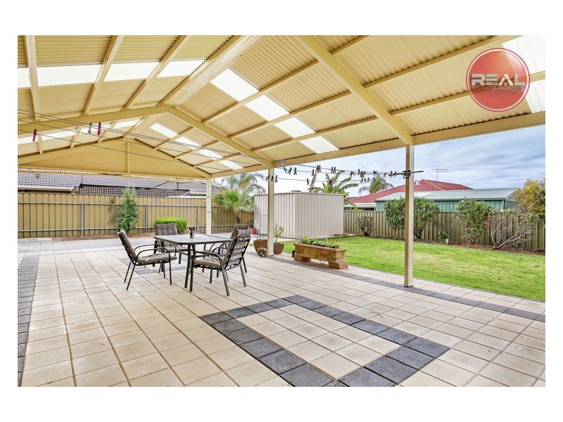 6 Darlton Court, Andrews Farm SA 5114
