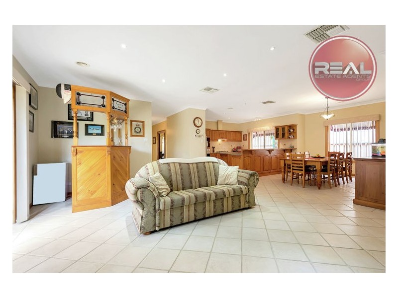 28 Radiata Grove, Salisbury Heights SA 5109