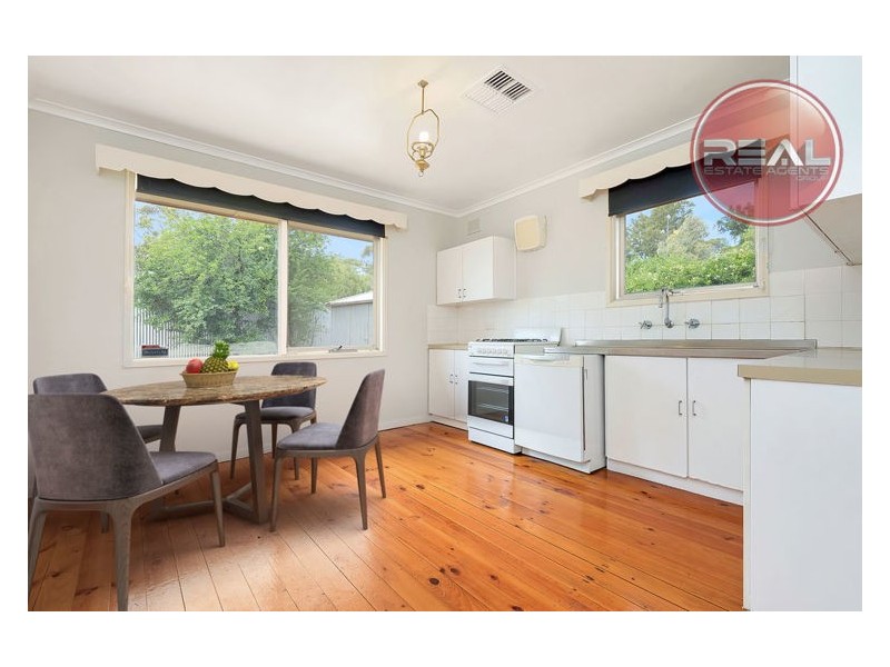 14 Vicki Avenue, Salisbury East SA 5109