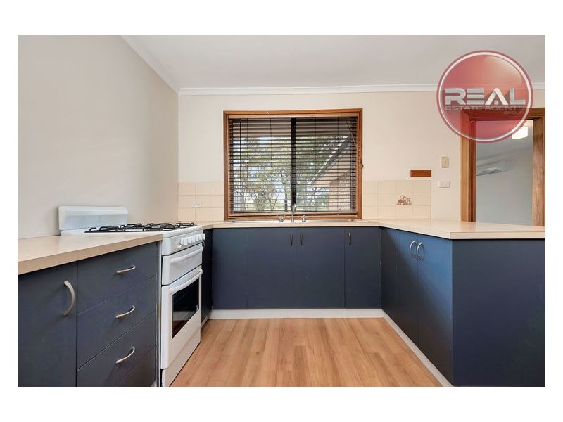 1/27 Commodore Parade, Andrews Farm SA 5114