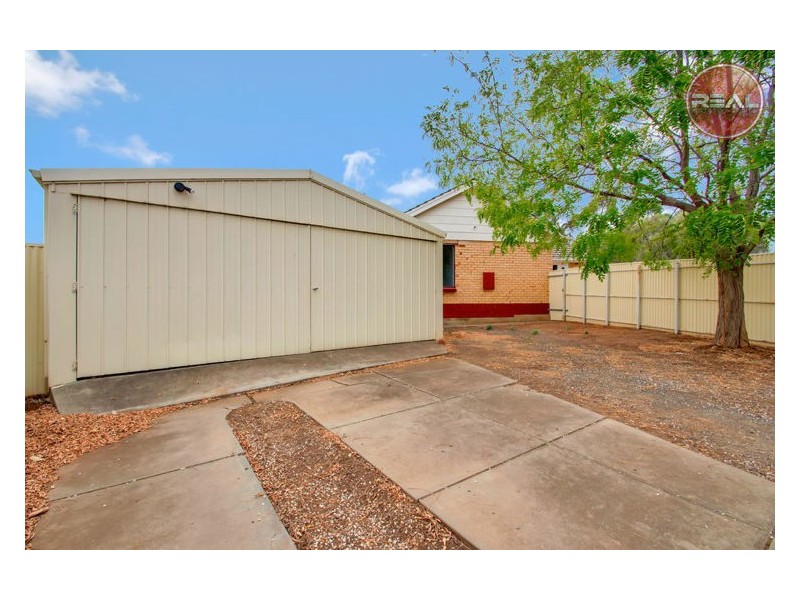 1 Coleman Road, Elizabeth Downs SA 5113