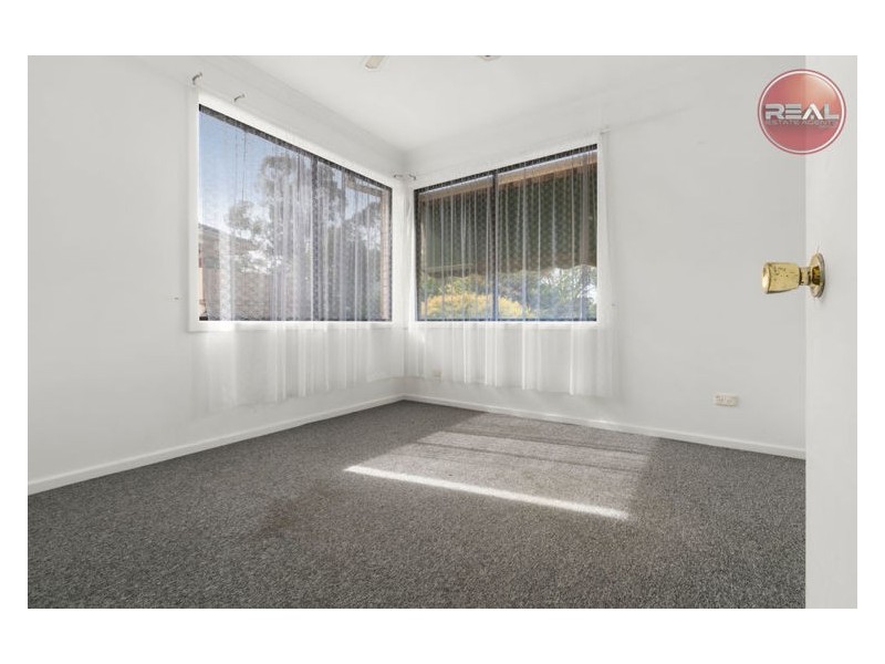 1 Coleman Road, Elizabeth Downs SA 5113