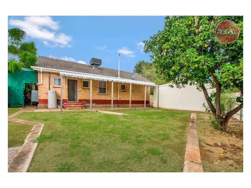 1 Coleman Road, Elizabeth Downs SA 5113