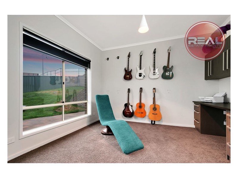 4 Mallard Place, Hewett SA 5118