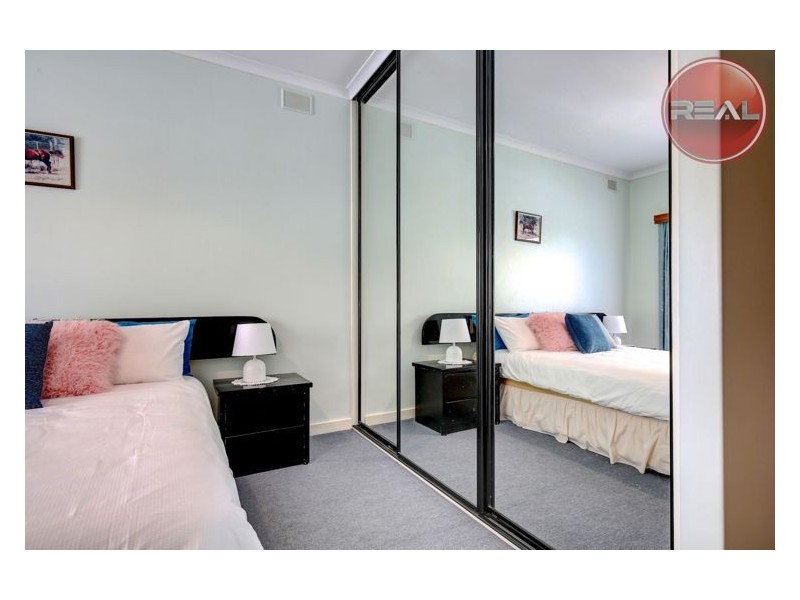 6 Lawrie Avenue, Salisbury SA 5108