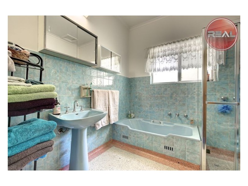 6 Lawrie Avenue, Salisbury SA 5108