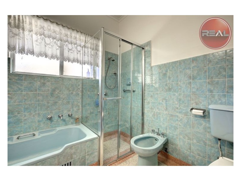 6 Lawrie Avenue, Salisbury SA 5108