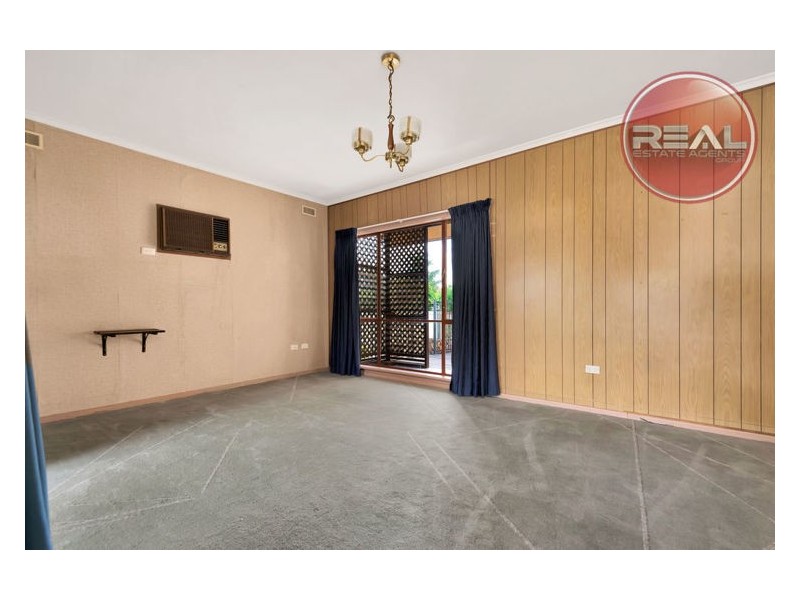 8 Lindsay Street, Elizabeth Downs SA 5113