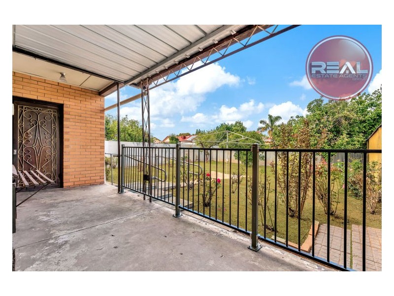 8 Lindsay Street, Elizabeth Downs SA 5113