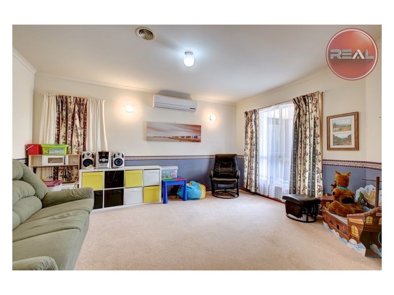 9 Toorak Drive, Blakeview SA 5114