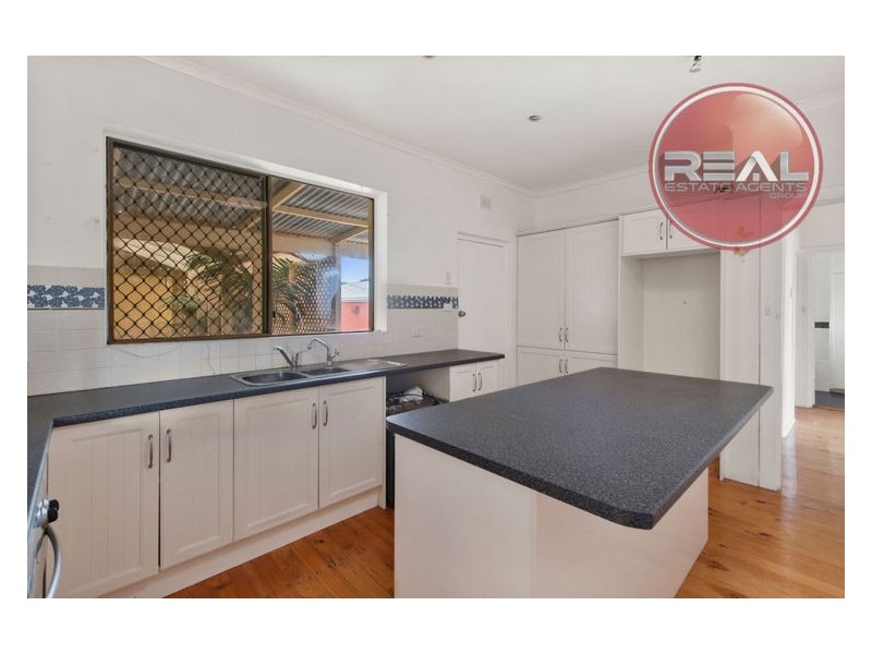 27 Marno Street, Yorketown SA 5576