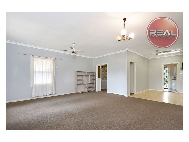 20 Davidson Road, Elizabeth Vale SA 5112