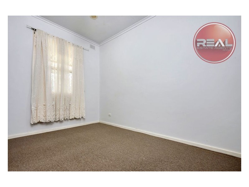 20 Davidson Road, Elizabeth Vale SA 5112