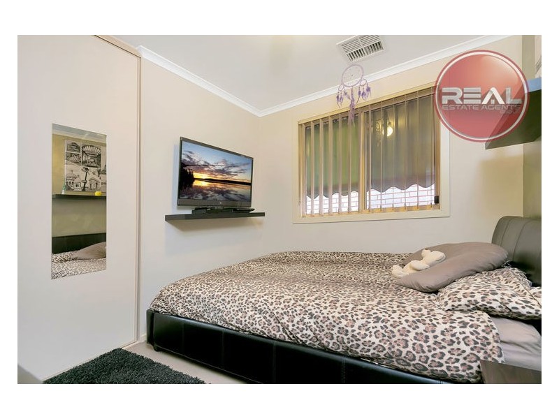 2 Robe Street, Andrews Farm SA 5114