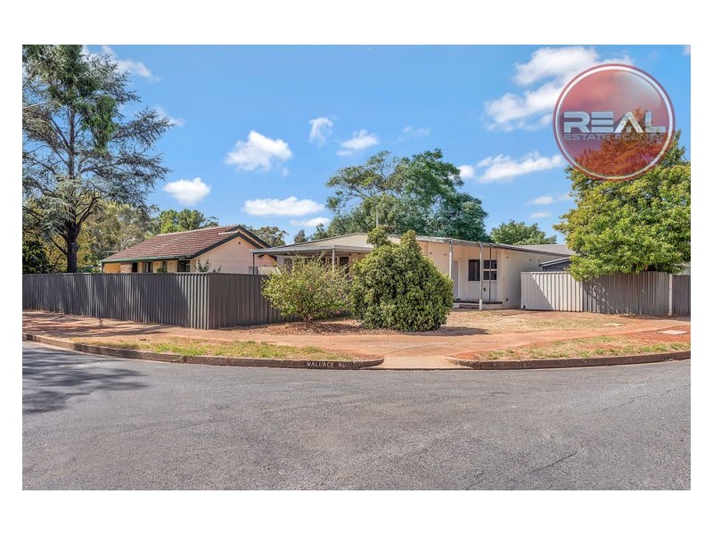 2 Wallace Road, Elizabeth Vale SA 5112