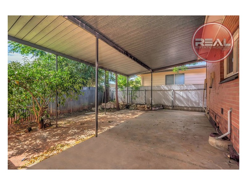 2 Wallace Road, Elizabeth Vale SA 5112