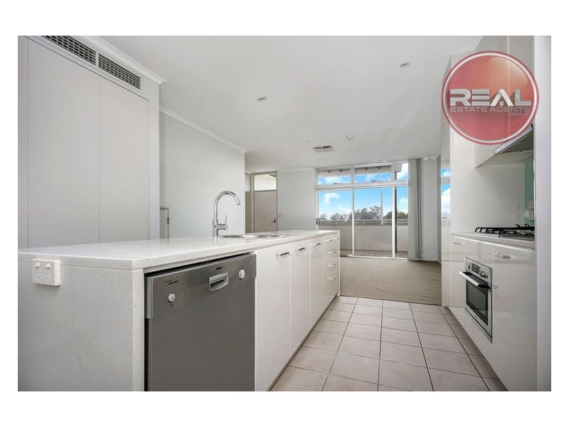 2 Yao Cove, New Port SA 5015