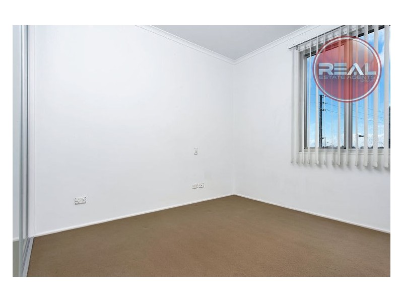 2 Yao Cove, New Port SA 5015