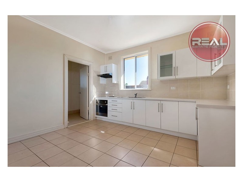 12 Kentish Road, Elizabeth Downs SA 5113
