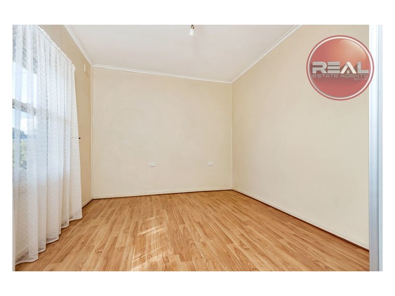 12 Kentish Road, Elizabeth Downs SA 5113