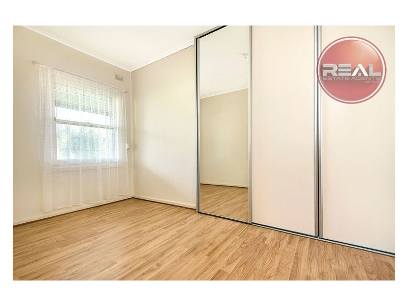 12 Kentish Road, Elizabeth Downs SA 5113