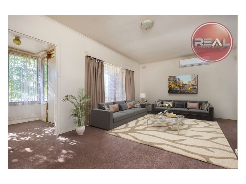 14 St Leonard Crescent, Elizabeth Downs SA 5113