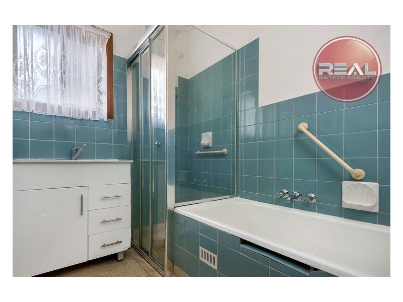 14 St Leonard Crescent, Elizabeth Downs SA 5113