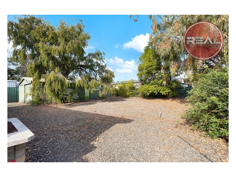 14 St Leonard Crescent, Elizabeth Downs SA 5113