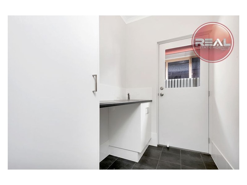 1660a Main North Road, Brahma Lodge SA 5109