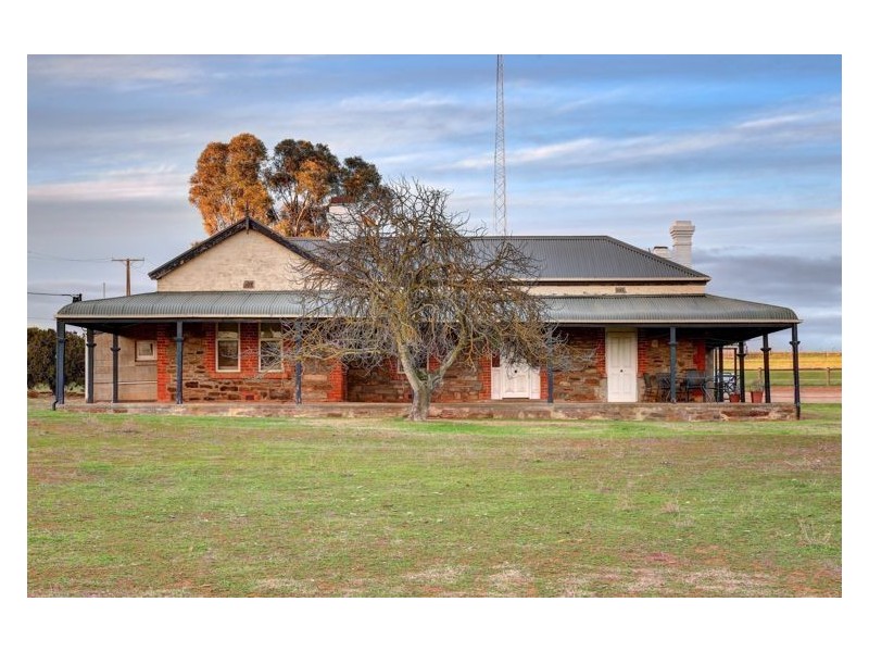 295 Goyder Highway, Burra SA 5417