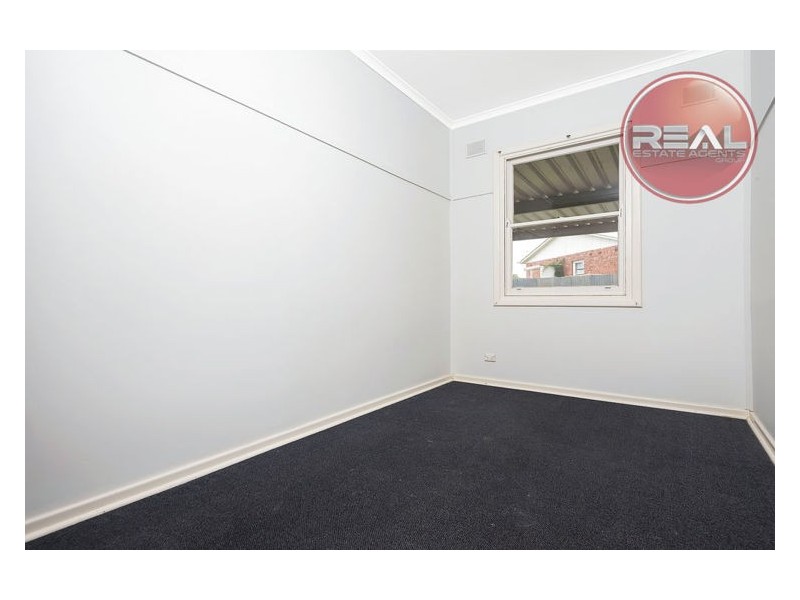 34 Loftis Road, Elizabeth Downs SA 5113