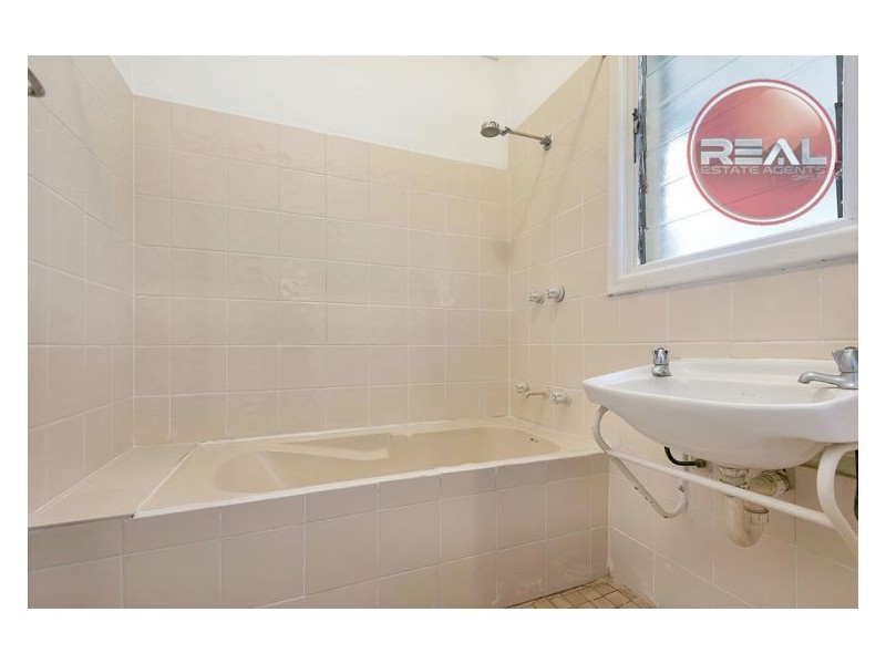 34 Loftis Road, Elizabeth Downs SA 5113