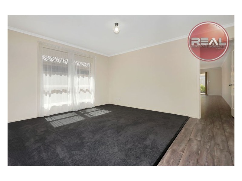 17 Dineen Road, Parafield Gardens SA 5107