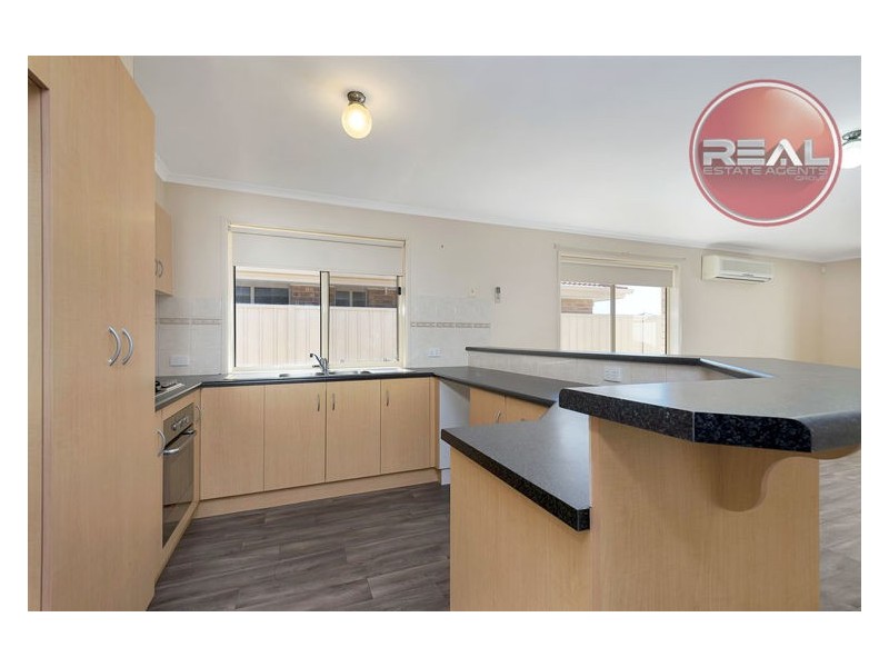 17 Dineen Road, Parafield Gardens SA 5107