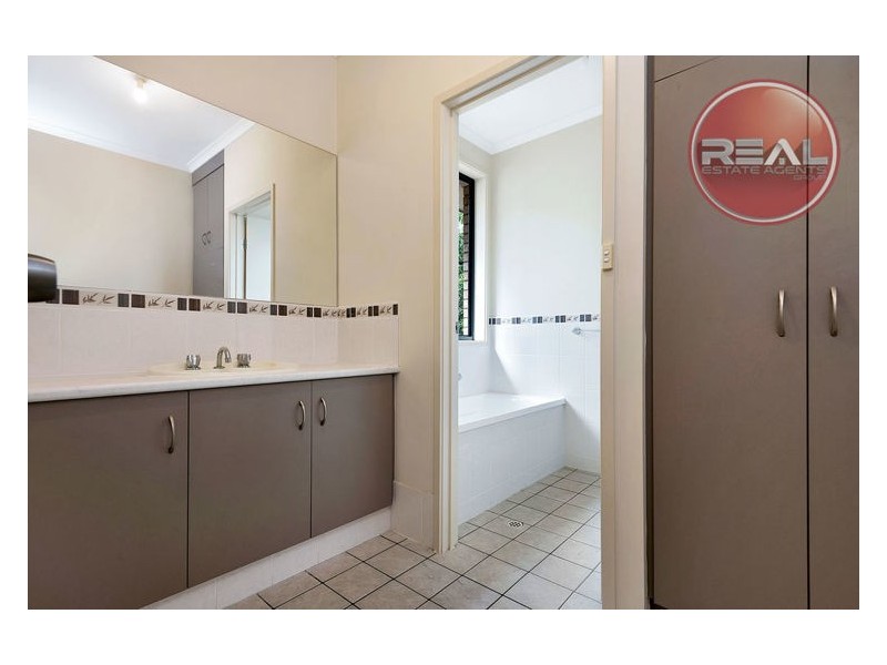 11 Pintillo Court, Burton SA 5110