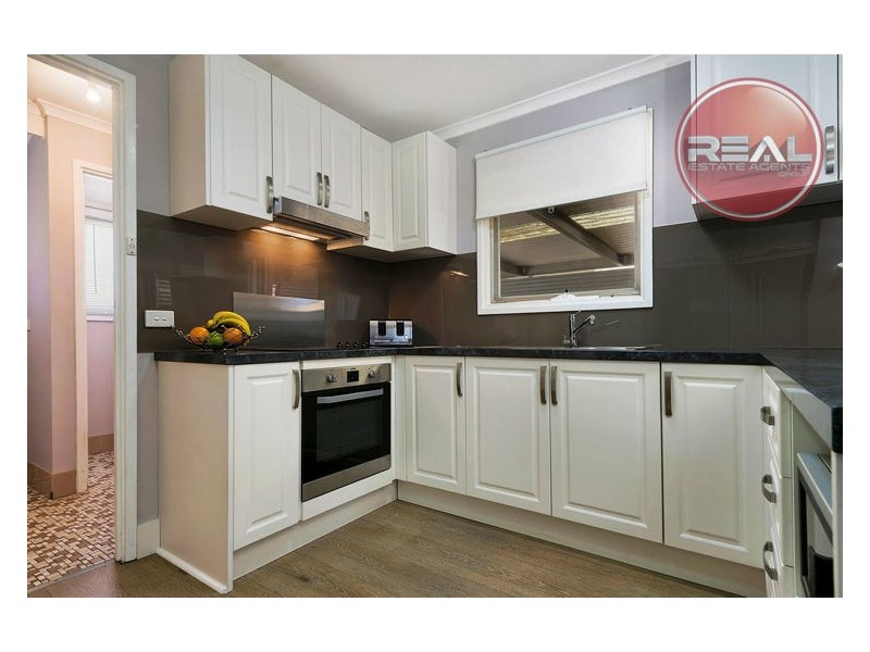 8 Phelps Street, Elizabeth East SA 5112