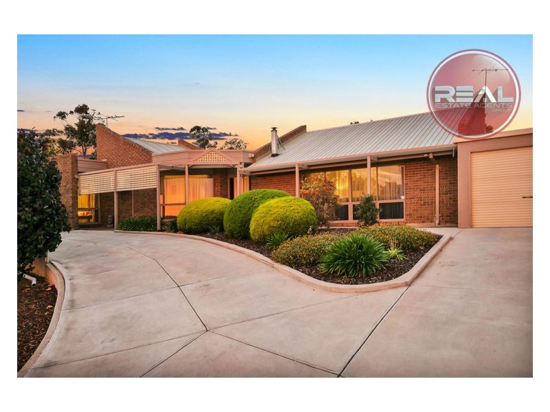 5 Kosmina Crescent, Hillbank SA 5112