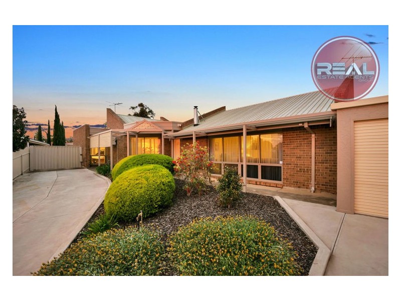 5 Kosmina Crescent, Hillbank SA 5112