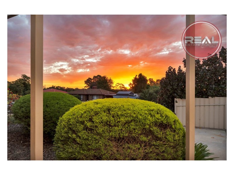 5 Kosmina Crescent, Hillbank SA 5112